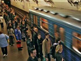 Бакинский метрополитен продолжает работать в усиленном режиме