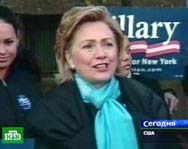 В США выпущена щетка с лицом Хилари Клинтон для чистки туалета