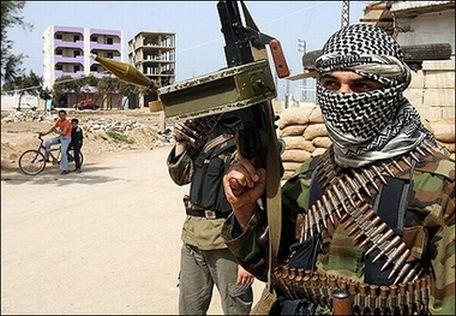 Боевики \"Талибан\" напали на голландскую военную базу в Афганистане