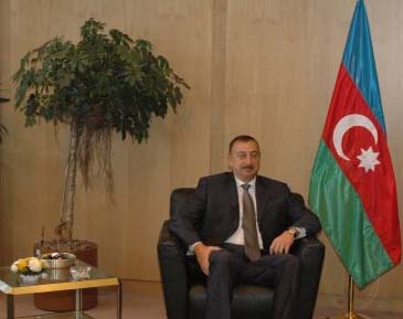 Президент Азербайджана Ильхам Алиев встретился с президентом Швейцарской Конфедерации Паскалем Кушпеном