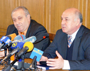 Арташес Гегамян: «Левон Тер-Петросян дестабилизирует ситуацию в Армении»