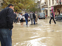 Воды Куры затопили дворы в Сальянском районе