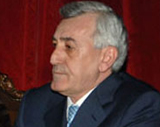 Министр обороны Армении: «Азербайджан не нарушал нашу границу, а лишь проводит военные учения и полеты»