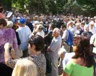 На митинг против отделения Косово в Белграде пришли больше 100 тысяч человек