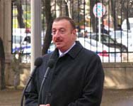 Президент Азербайджана открыл новую школу