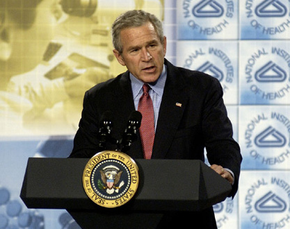 Одним из первых заявлений Буша в Бухаресте стало заявление о поддержке процесса присоединения Грузии и Украины к НАТО
