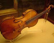 Cкрипка Страдивари продана за 1,2 миллиона долларов
