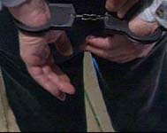 В Товузе за совершение разбойного налета на кафе задержаны 2 человека