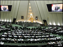 В Иране начался второй тур выборов в парламент