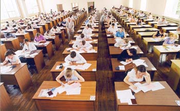 14 мая состоятся экзамены для абитуриентов, поступающих в вузы РФ