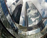 Deutsche Bank решил скупить конкурентов в Германии