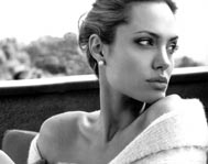 Анджелина Джоли родила близнецов