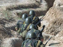 Азербайджанская армия проводит небоевые учения