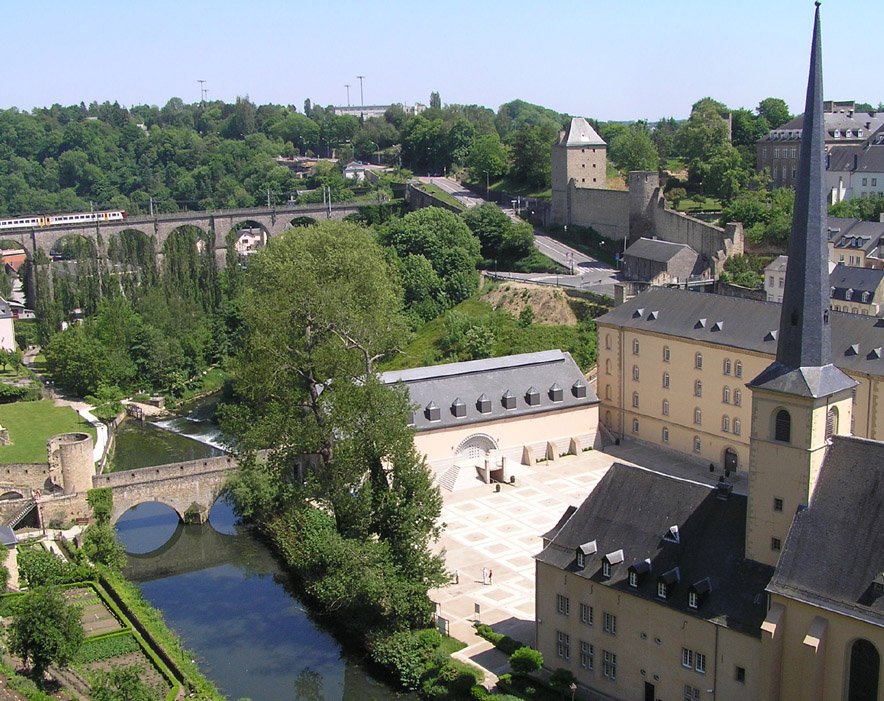 Люксембург назвали самой богатой страной ЕС
