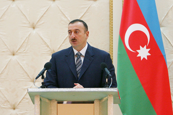 Ильхам Алиев встретился с общественностью Лерикского района