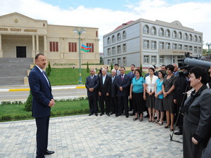 Ильхам Алиев: «Наши финансовые возможности будут расширяться, так что люди станут жить еще лучше»