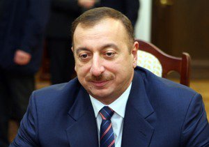 Ильхам Алиев принял участие в открытии здания центрального штаба азербайджанской общины Нагорного Карабаха - ДОПОЛНЕНО