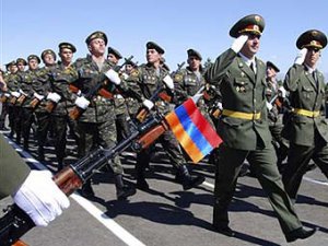 8 армянских офицеров уволены в связи с инцидентами в армии