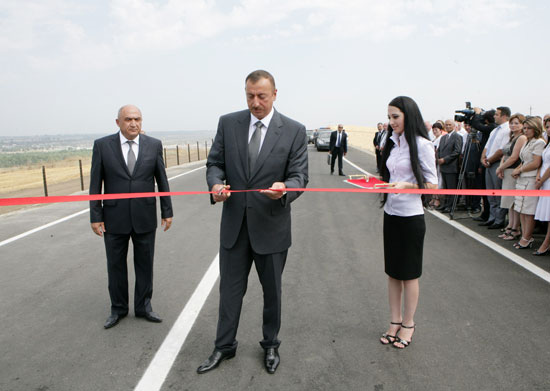 Президент Ильхам Алиев принял участие в открытии дороги Самур-Хазря
