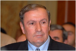 Тер-Петросян готовит сюрприз армянским властям