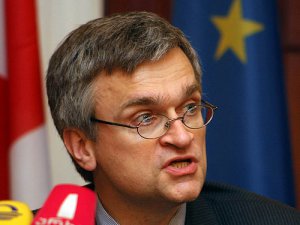 Питер Семнеби прибыл в Азербайджан