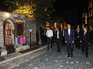 Президенты Азербайджана, Румынии и Грузии побывали в Приморском национальном парке, «Ичери шэхэр» и на Площади фонтанов