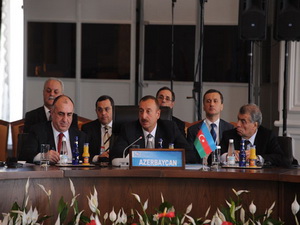 Ильхам Алиев: «Мы будем стараться, чтобы вопрос Карабаха постоянно находился на повестке дня всех международных организаций»