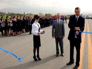 Ильхам Алиев: «В будущем предусмотрено строительство и других дорог, будут выделены необходимые средства»