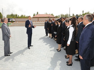 Ильхам Алиев: «Нам нужна грамотная, образованная молодежь, которая потом могла бы работать во всех областях»