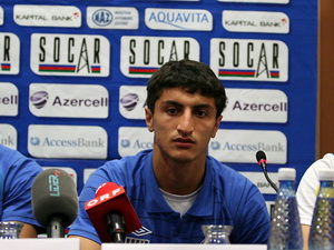 Футболисты сборной Азербайджана провели пресс-конференцию в Вене - ФОТО
