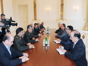 Ильхам Алиев принял делегацию во главе с министром обороны Ирана Ахмадом Вахиди