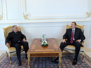 Президент Ильхам Алиев принял верительные грамоты новоназначенного посла Боснии и Герцеговины в Азербайджане