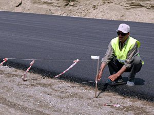 В Азербайджане зафиксировано подорожание строительства жилья и дорог