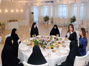 От имени Мехрибан Алиевой был дан обед в честь супруги Президента Ирана