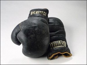 Азербайджанские боксеры одержали уверенную победу на старте Всемирной боксерской серии