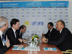 Ильхам Алиев встретился с заместителем премьер-министра Великобритании
