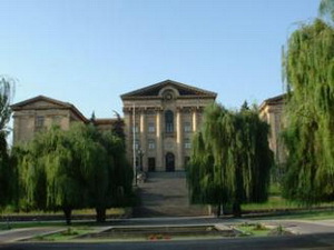 Парламент Армении «лихорадит» из-за оппозиции