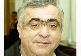 Брат президента Армении вступился за «вора в законе»?