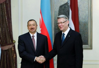 Президенты Азербайджана и Латвии приняли совместное заявление