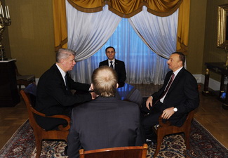 Состоялась встреча президентов Азербайджана и Латвии один на один - ФОТО