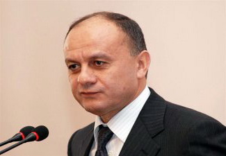 Министр обороны Армении принял Томаса Хаммарберга