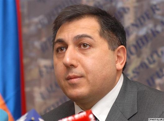Омбудсмен Армении подал в отставку