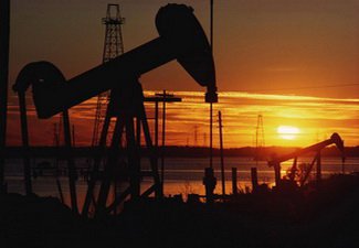 Цены на нефть на мировых биржах изменились разнонаправленно