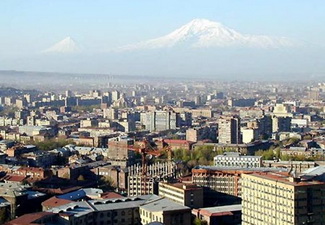 В Армении трое молодых людей были избиты в полиции