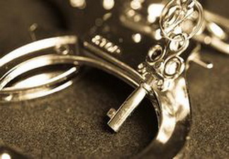 В Баку совершены 3 угона, двое подозреваемых задержаны