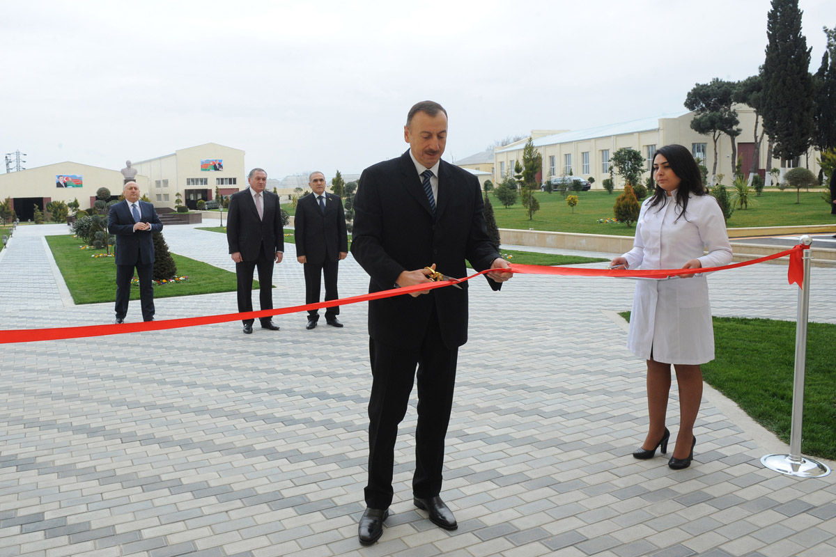 Ильхам Алиев принял участие в открытии Бакинского машиностроительного завода ПО «Джихаз» - ФОТО