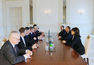 Ильхам Алиев принял делегацию во главе с действующим председателем ОБСЕ Аудронюсом Ажубалисом