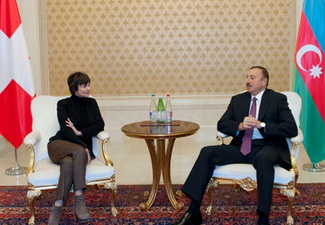 Состоялась встреча один на один президентов Азербайджана и Швейцарии