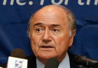 Президент ФИФА назвал дату внедрения видеоповторов