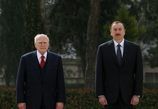 Президенты Азербайджана и Греции выступили с заявлениями для печати